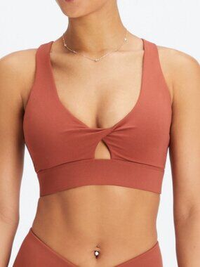 Fabletics Oasis Twist Medium Impact Sports Bra